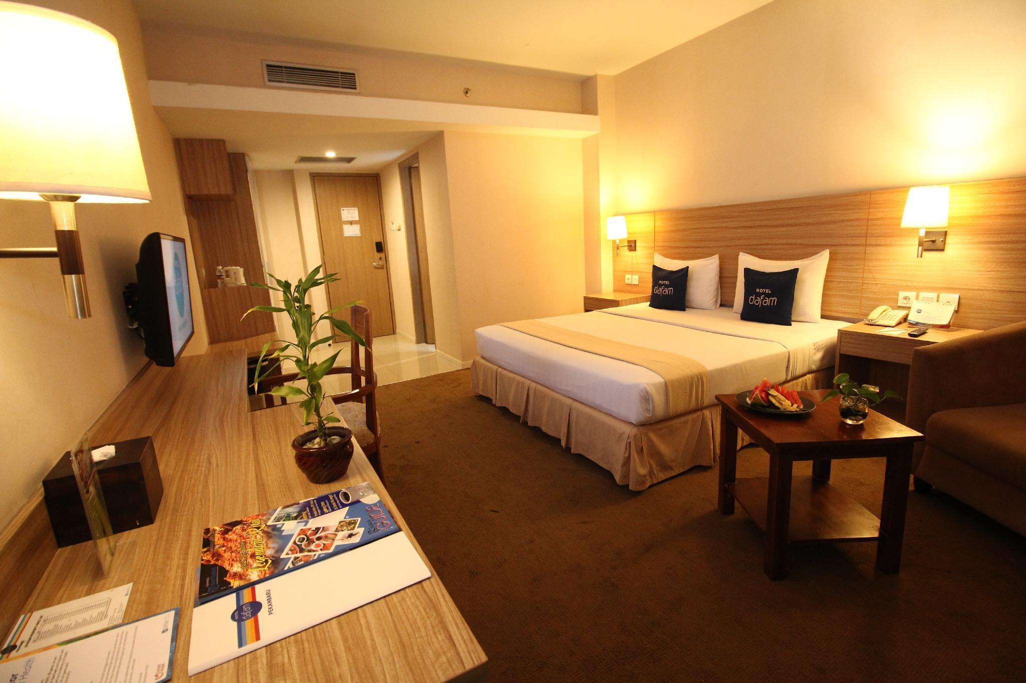 Hotel Dafam Pekanbaru Exterior foto