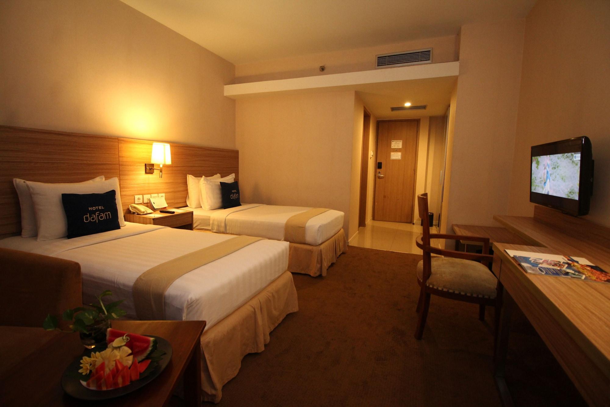 Hotel Dafam Pekanbaru Exterior foto